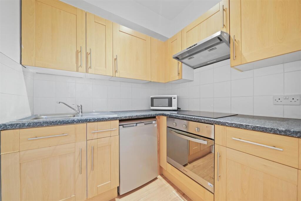 Apartment in London, Pimlico - View 5