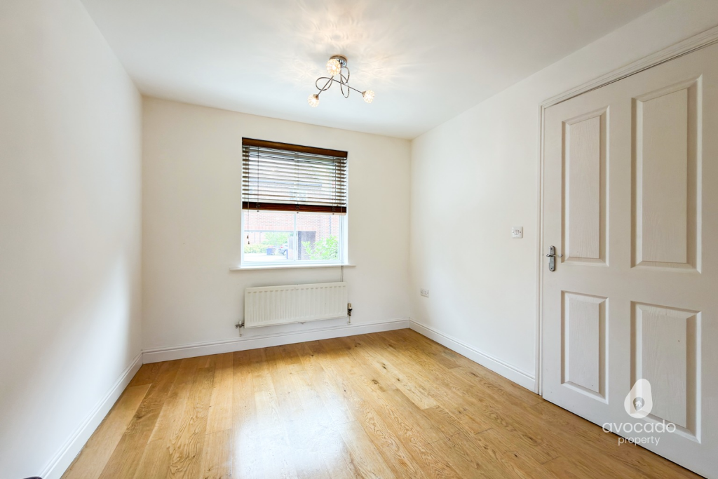 House in Bracknell - View 4