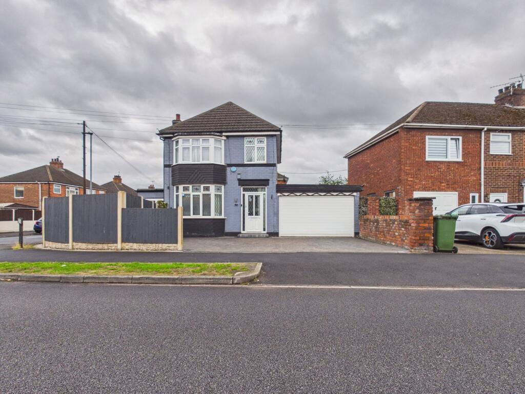 Main image of property: Lincoln Gardens, Scunthorpe, DN16