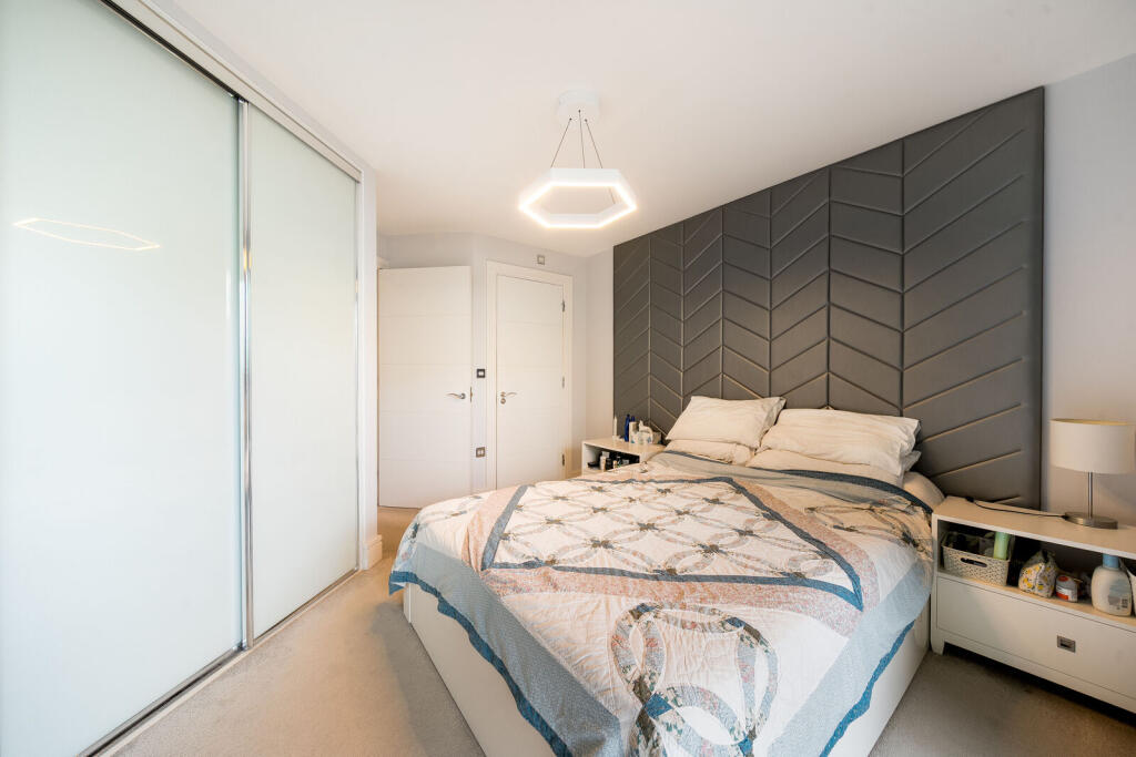 Apartment in London, Clapham Junction - View 5