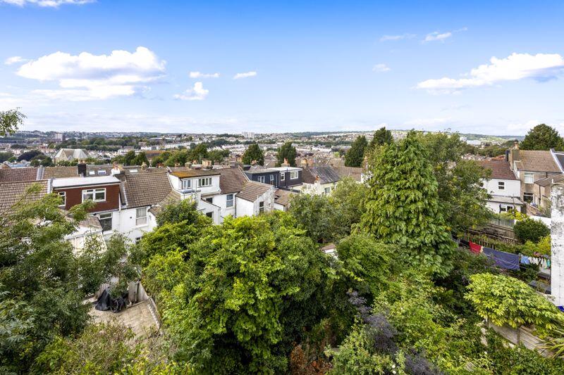 House in Brighton - View 4