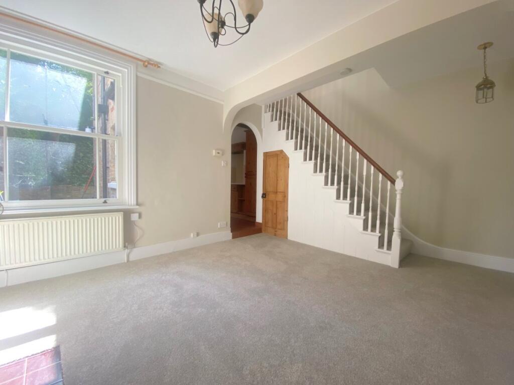 House in Tonbridge - View 4