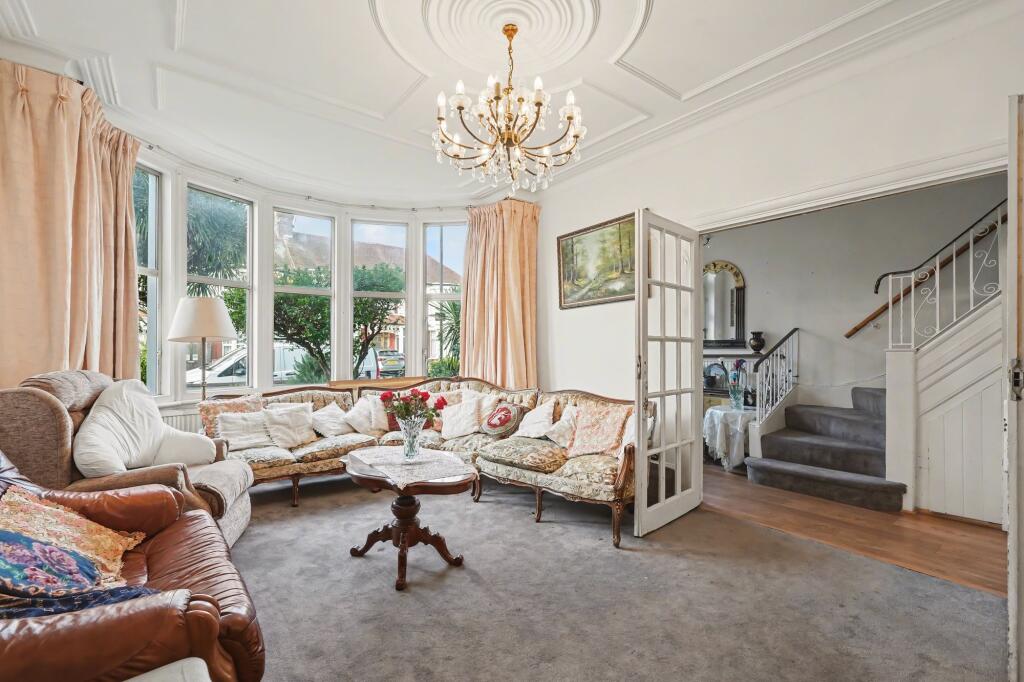 Main image of property: Berkshire Gardens, London, N13