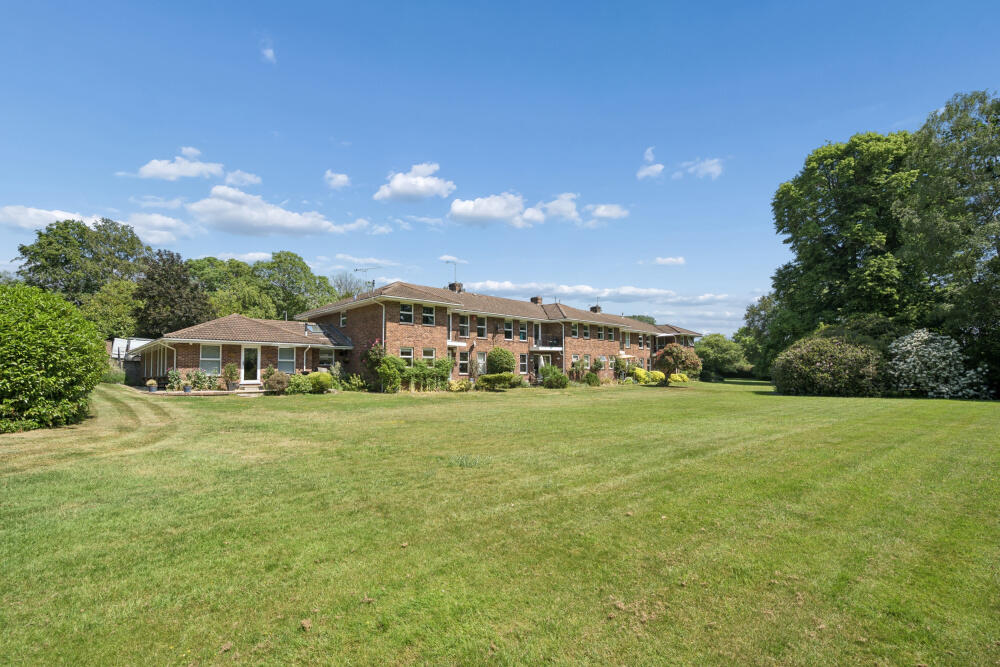 Main image of property: Purton Court, Farnham Royal, SL2