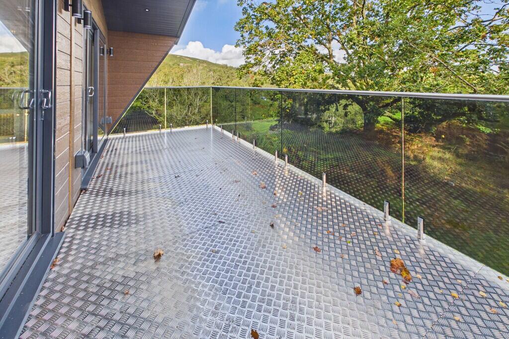 House in Lancaster - View 5