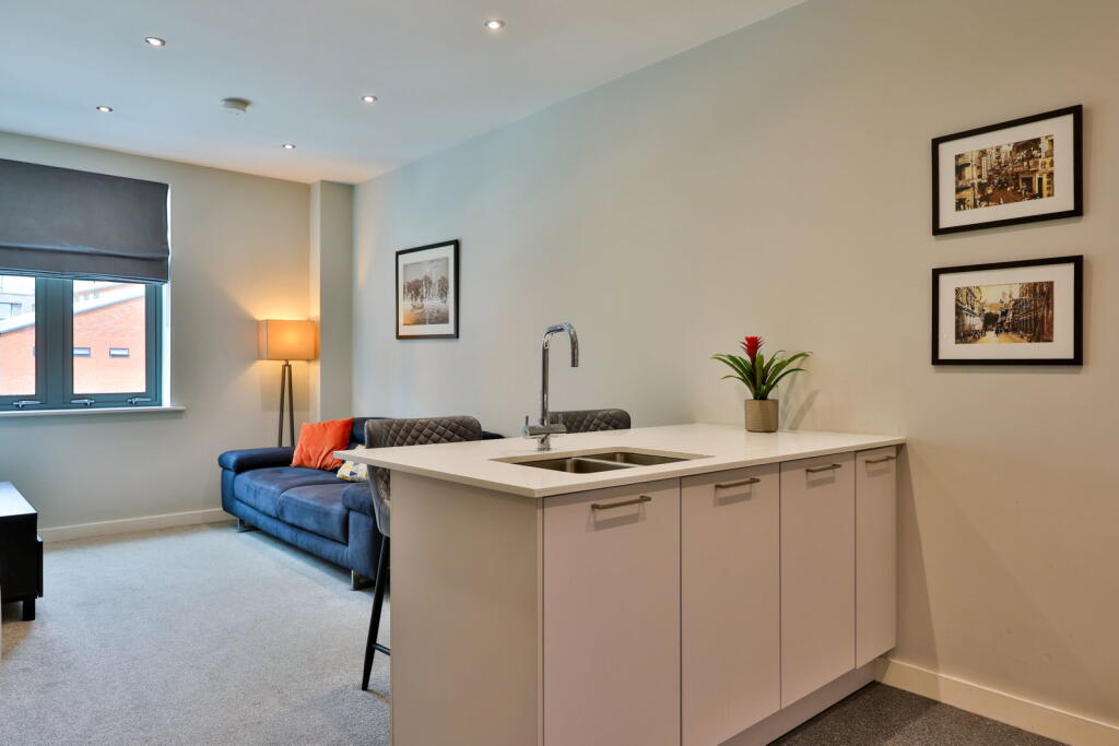 Apartment in York - View 5