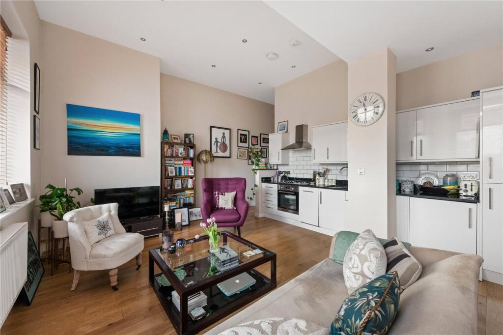 Main image of property: Shacklewell Lane, London, E8