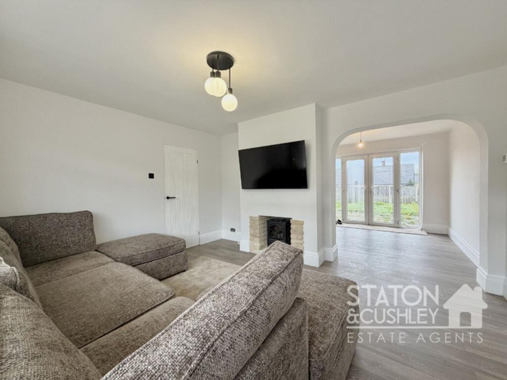 House in Newark and Sherwood, Clipstone - View 4