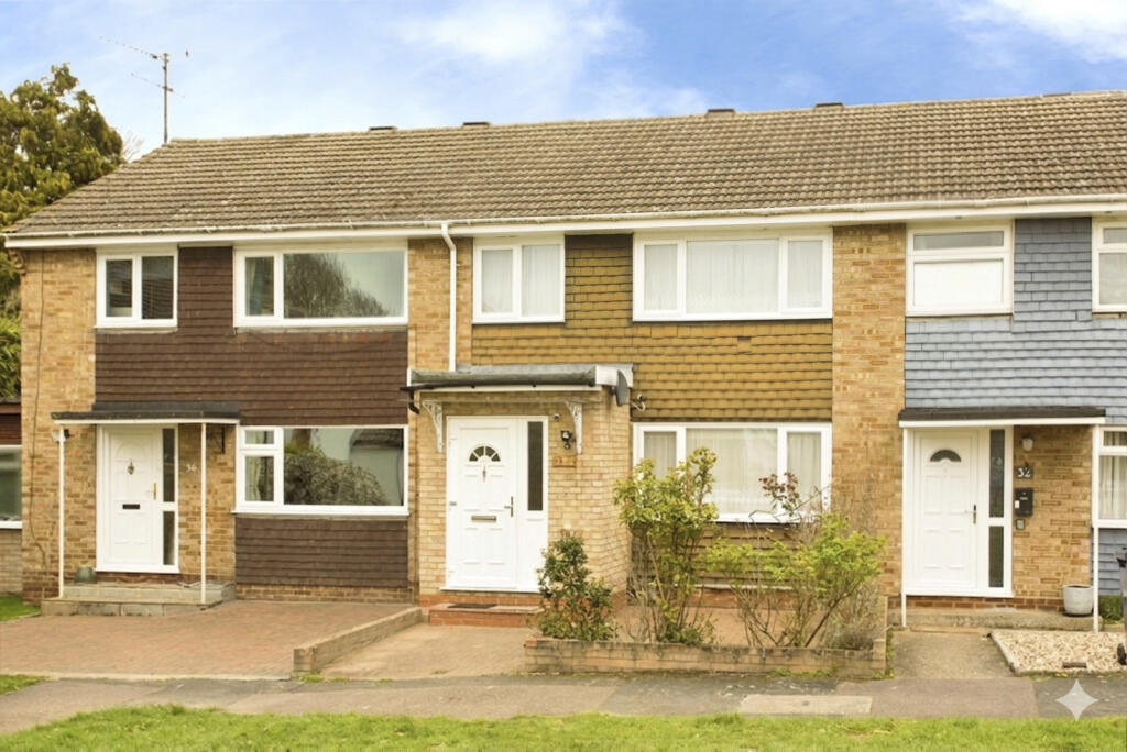 Main image of property: Woodland Road, Sawston, Cambridge, Cambridgeshire, CB22