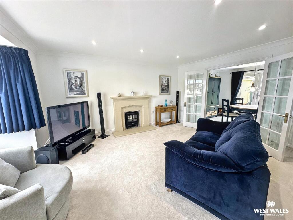 House in Swansea - View 5