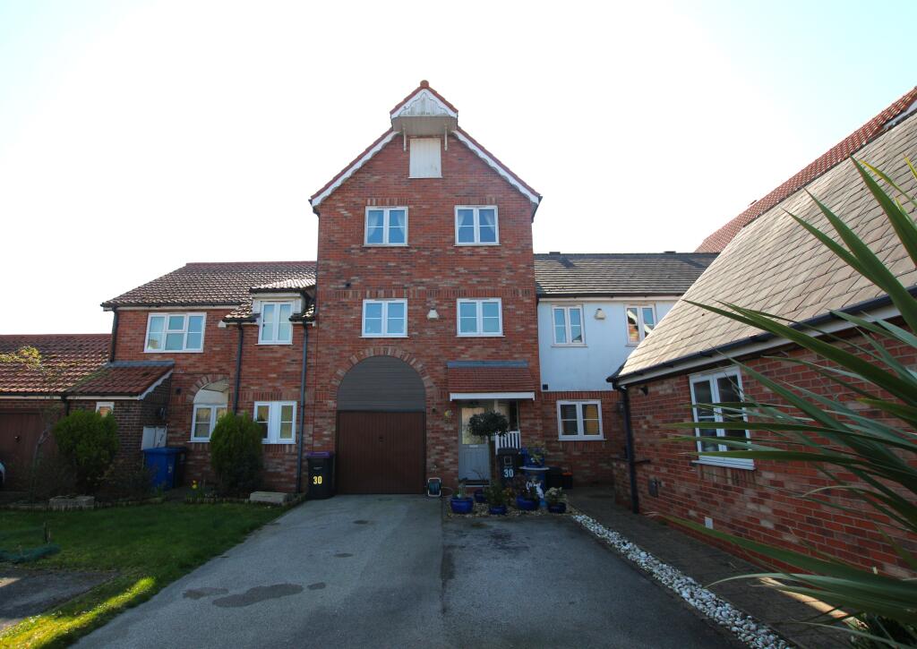 Main image of property: The Moorings, Burton Waters, Lincoln, LN1