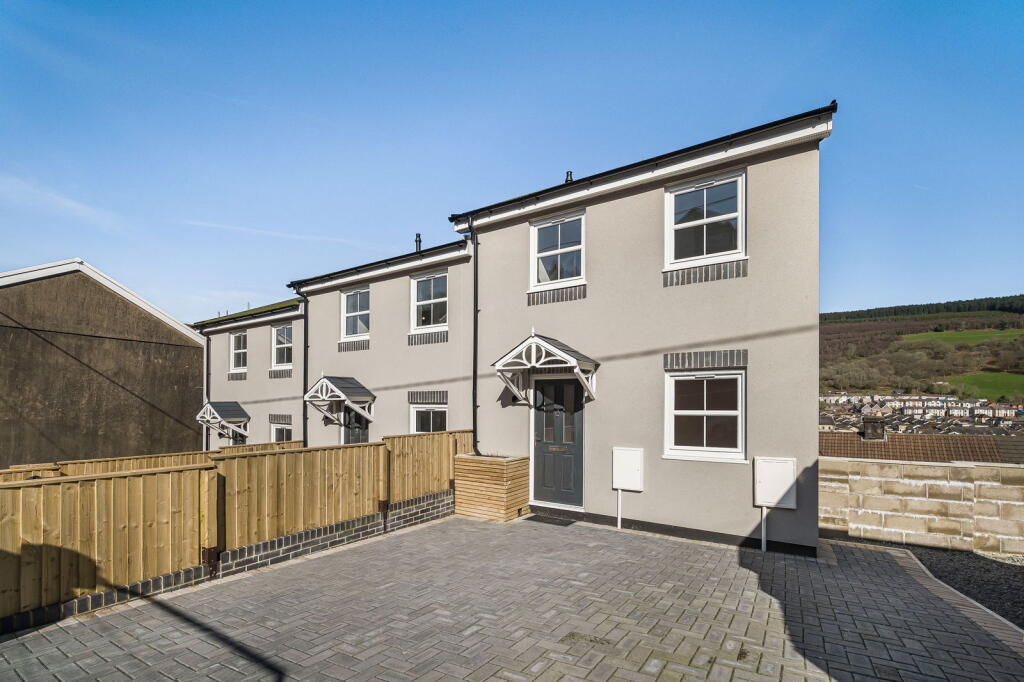 Main image of property: Woodland Street, Mountain Ash, CF45 3RL