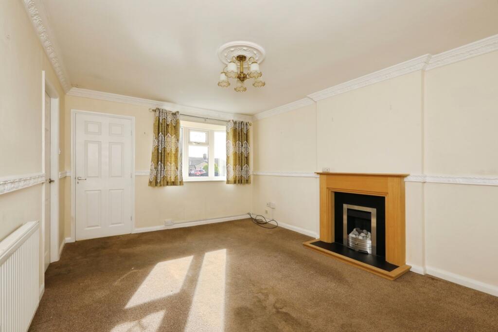 House in Rotherham, Bramley - View 3