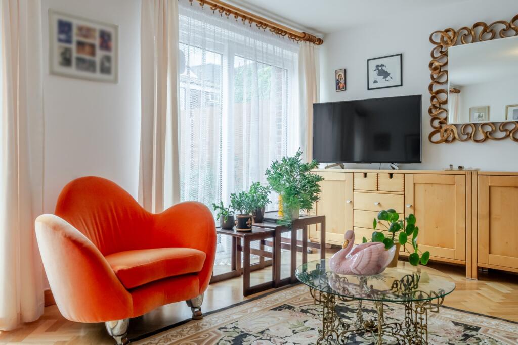 House in London - More