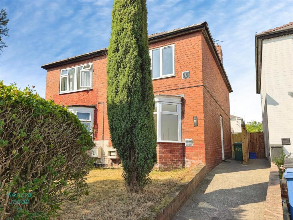 3-bed semi-detached on Gateford road, Worksop, £165,000