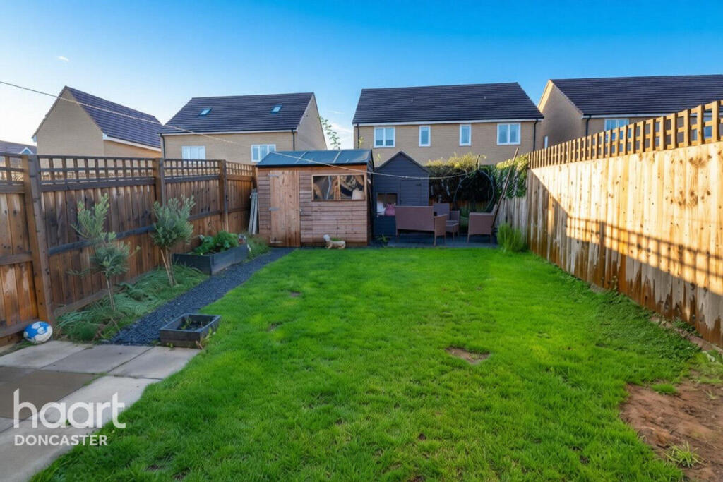 Blossom Crescent, Balby, Doncaster photo 4
