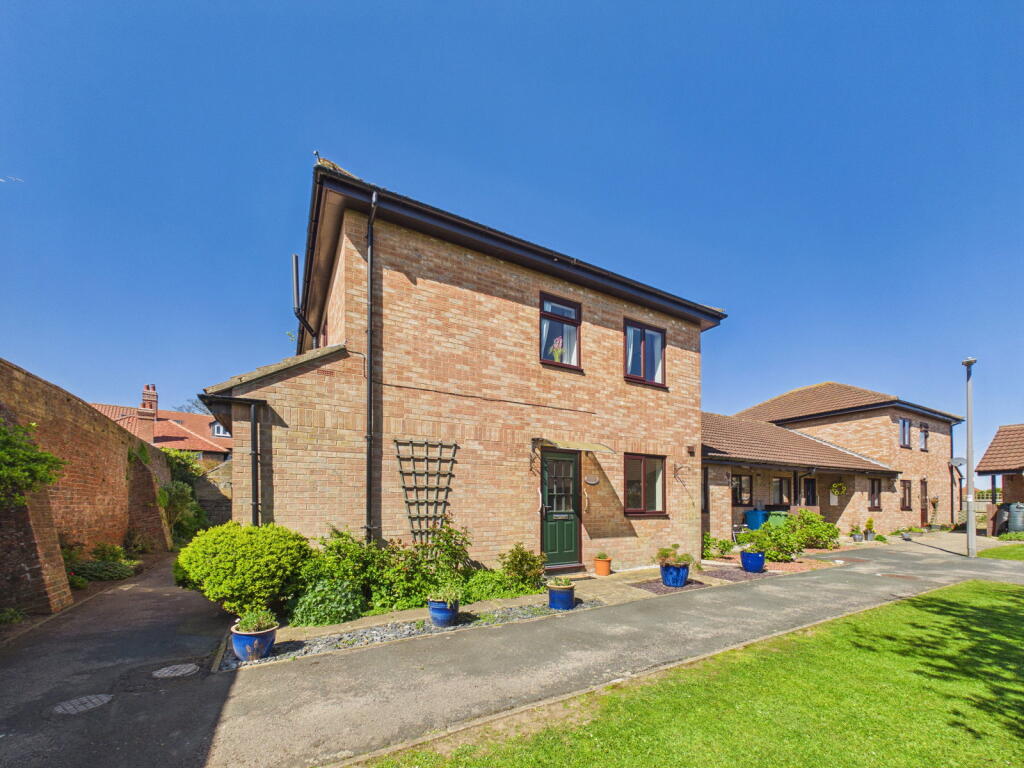 Main image of property: Byland Road, Whitby, North Yorkshire, YO21 1YH