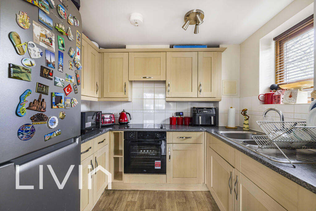 Apartment in London - View 4