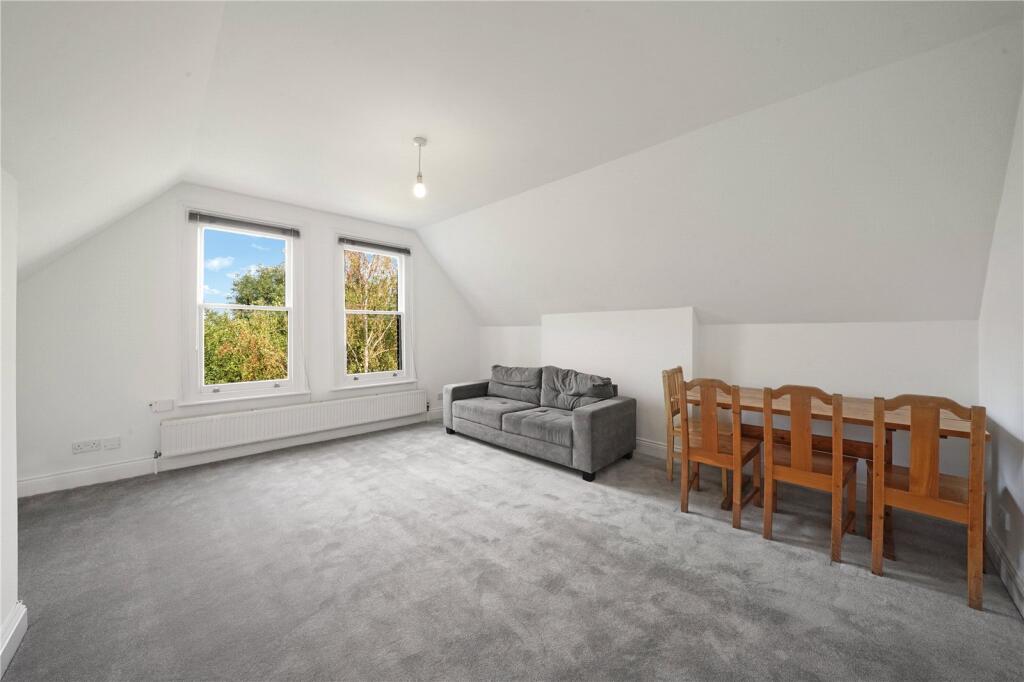Apartment in London - View 4