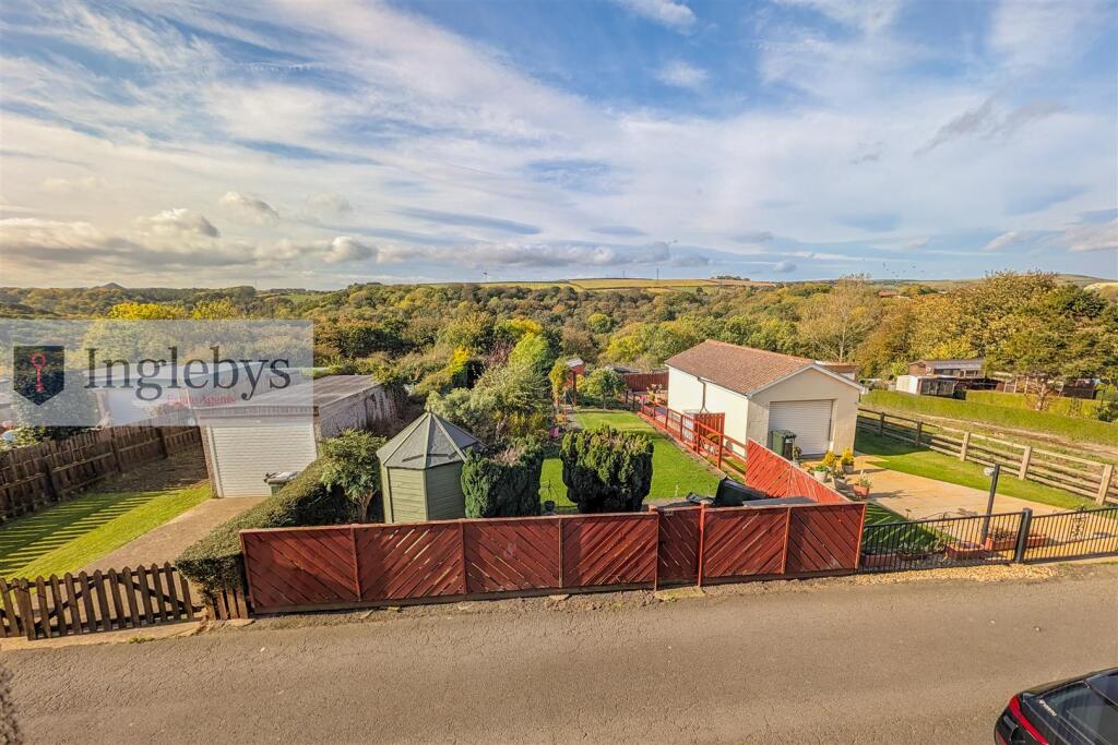 House in Stockton-on-Tees - More