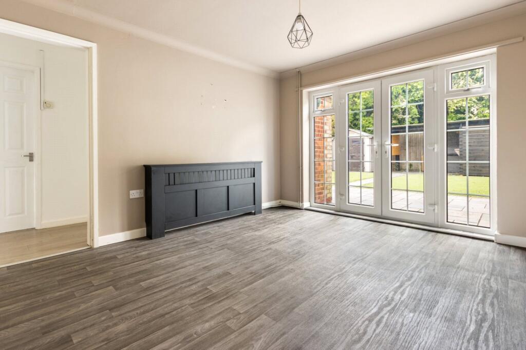 Janton Court, New Waltham, Grimsby, DN36 photo 2