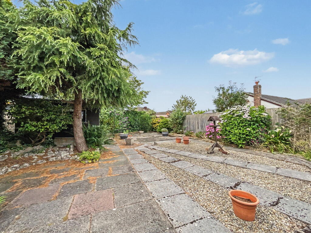 House in Sefton, Liverpool City Region - View 3