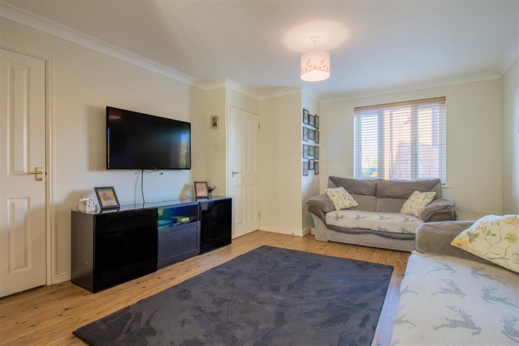 House in Rugby, Grandborough - View 4