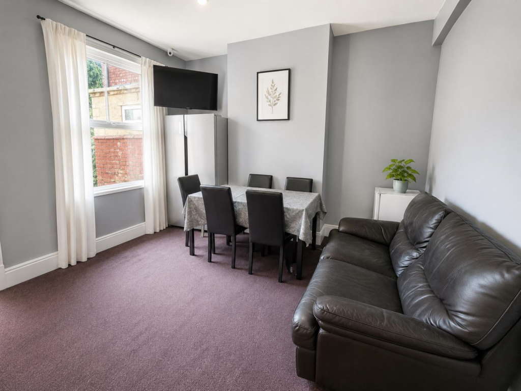 Oliver Street, Poets Corner, Northampton NN2 - View 5