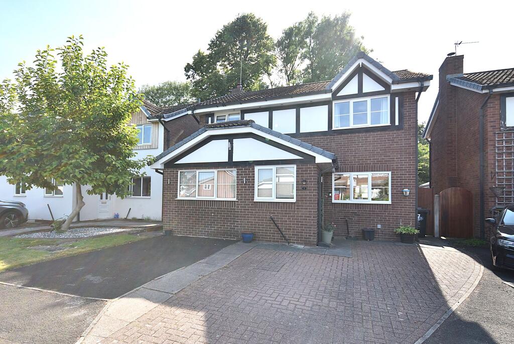 Main image of property: Linnet Grove, Macclesfield, SK10
