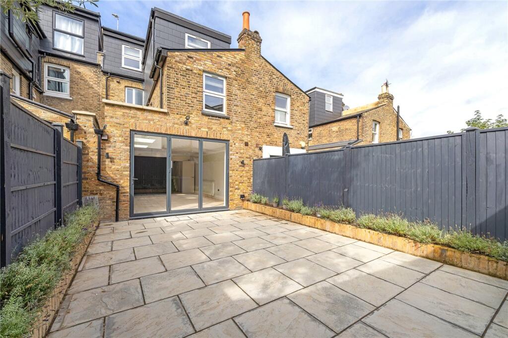 House in London - View 4