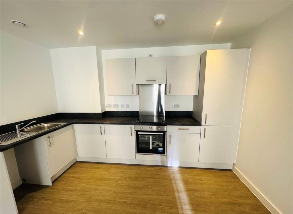 Apartment in Manchester - View 4