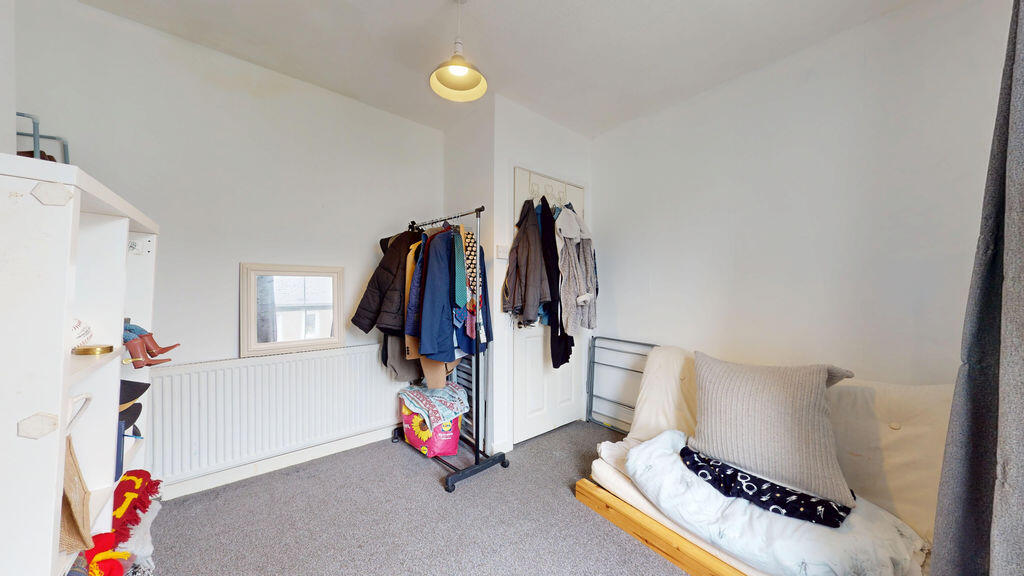 2 Bedroom house for sale photo 3