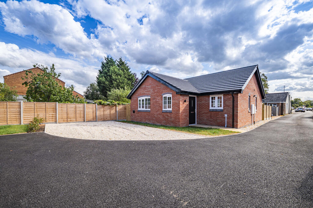 Main image of property: Queens Close, Syston, Leicester, Leicestershire