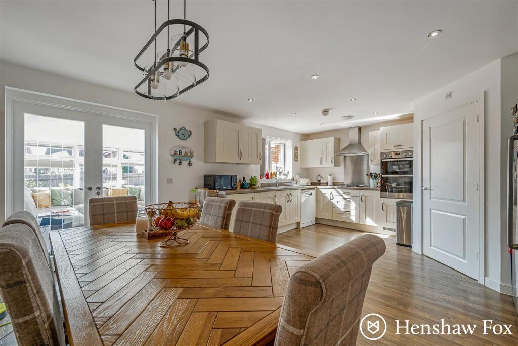 House in Southampton - View 4