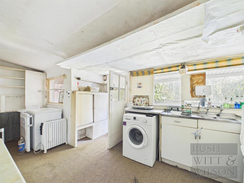 House in Tonbridge - View 5