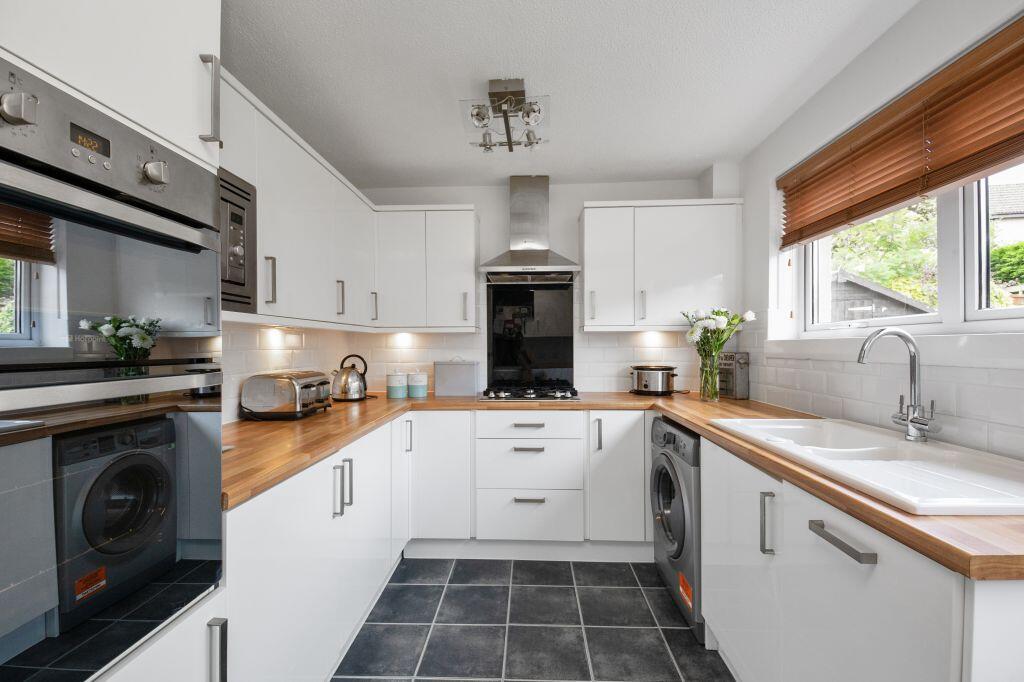 House in Edinburgh, Midlothian - More