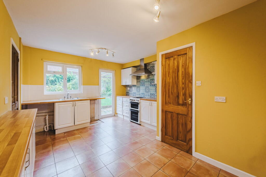 House in Swindon - View 5
