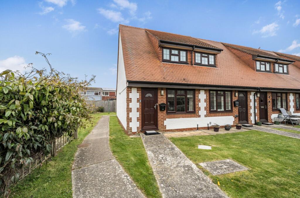 Main image of property: Off Manor Farm Court, Selsey, PO20