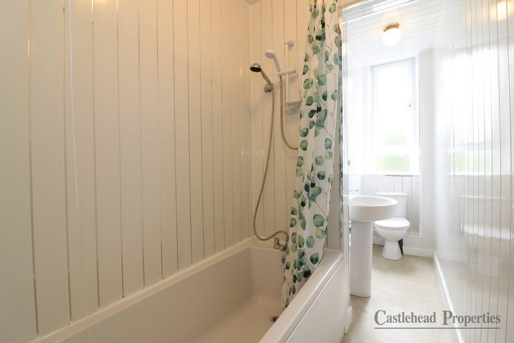 Crossflat Crescent, Paisley - More