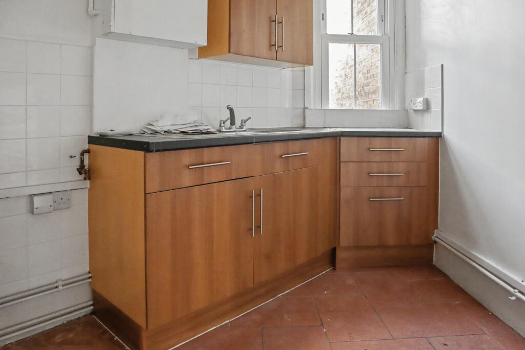 Apartment in London - View 3