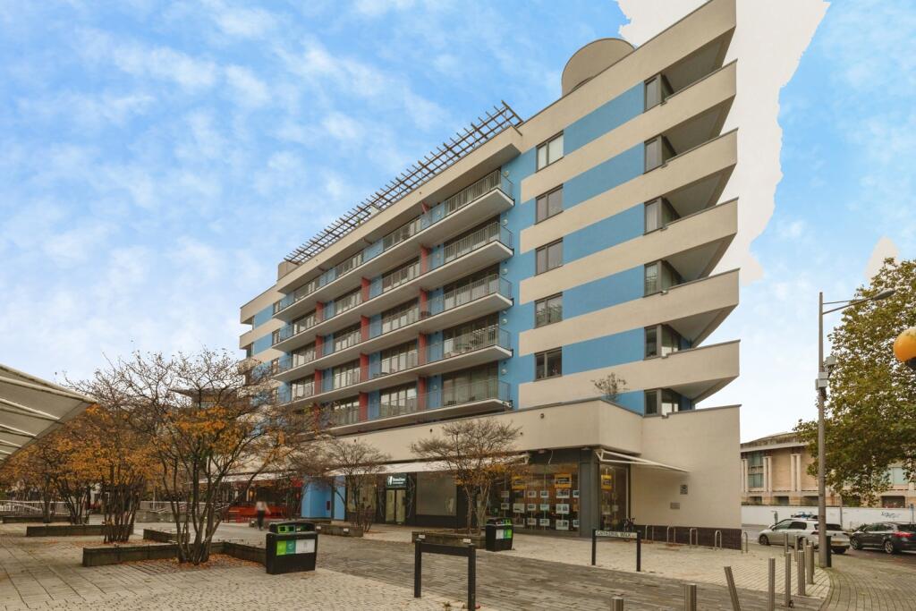 1 Bedroom Flat in BS1 5LW