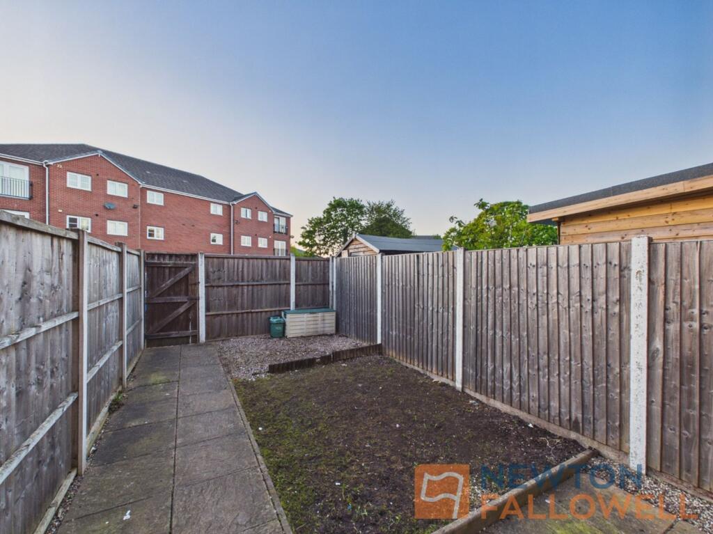 House in Wolverhampton - View 4