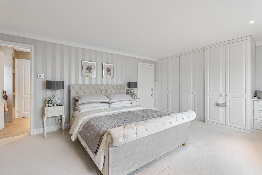 Additional image 19 of The Drive, Welwyn, Hertfordshire, AL6