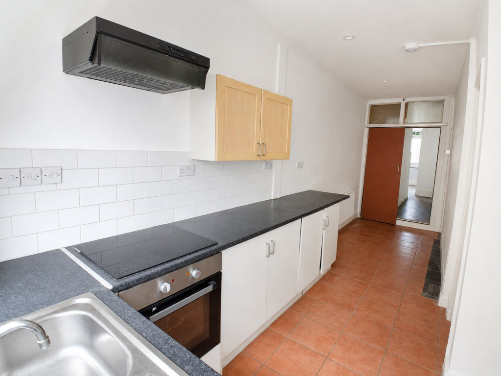 House in London - View 3