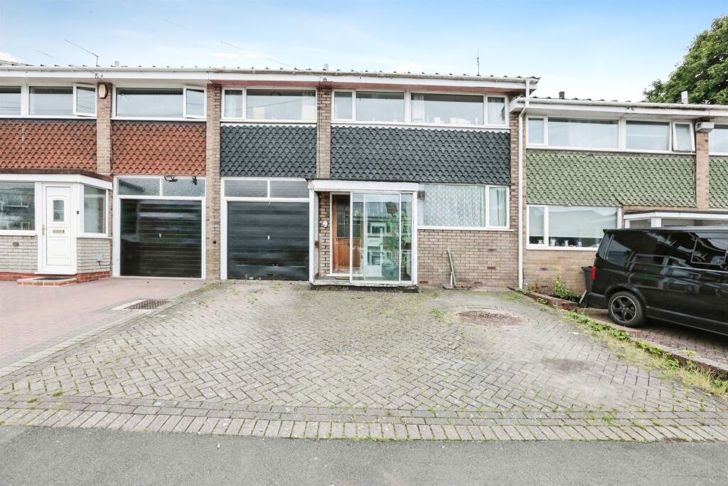 4-bed terraced on Harton Way, Birmingham, £280,000