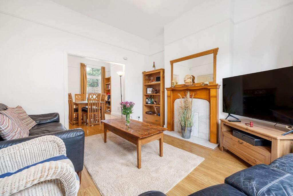 House in London - View 4