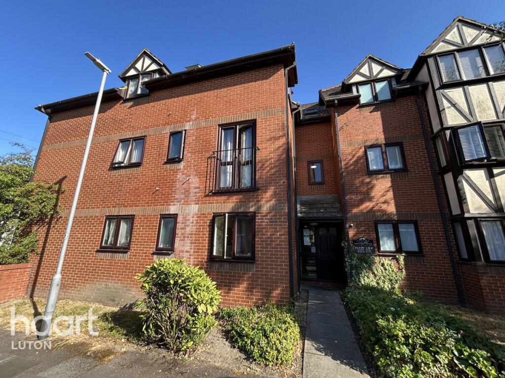 Main image of property: Leafield, LUTON