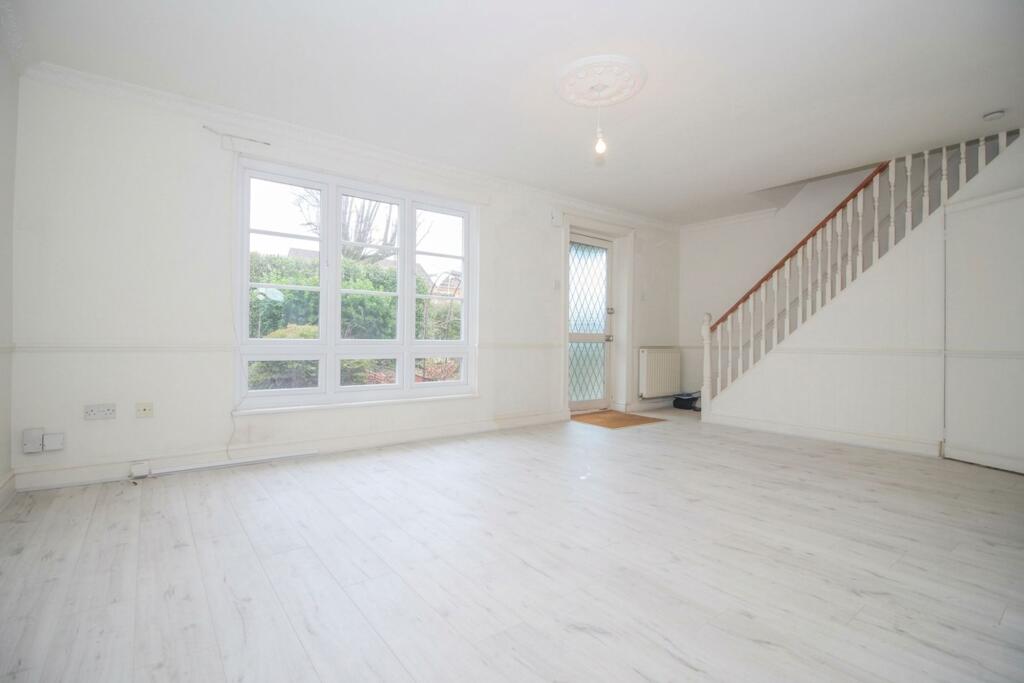 House in Watford - View 5