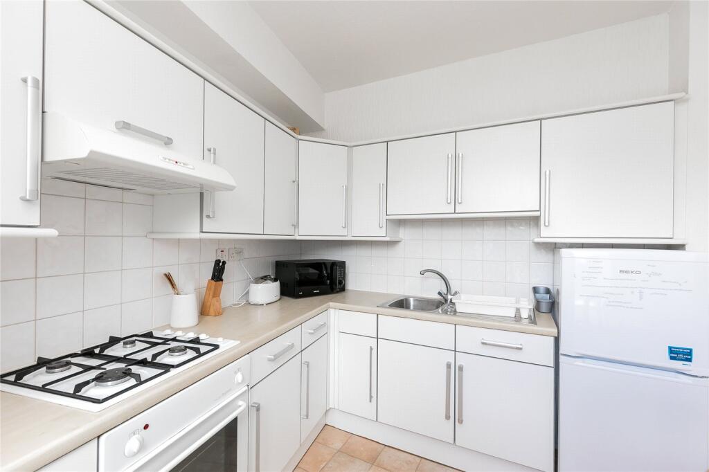 Apartment in Aberdeen, Old Aberdeen - View 5