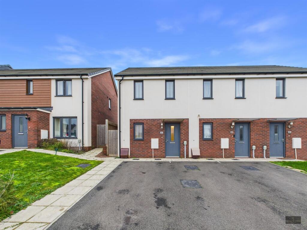 Main image of property: Moore Meadow, Tithebarn, Exeter